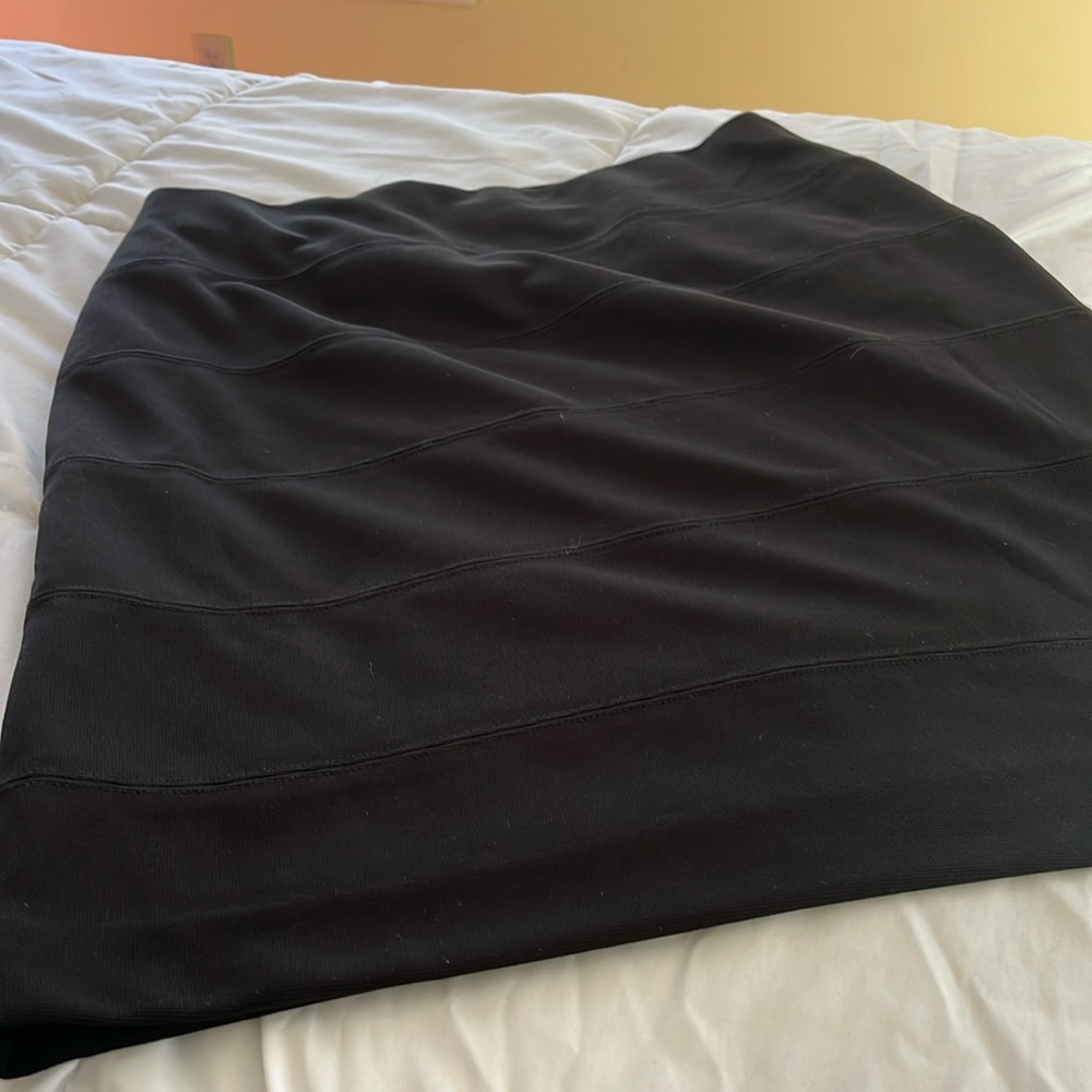 Black form fitting skirt